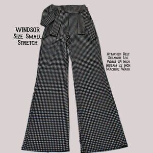 WINDSOR Pants S Waist 24 Inch Inseam 33 Inch Belt Straight Leg Machine Wash